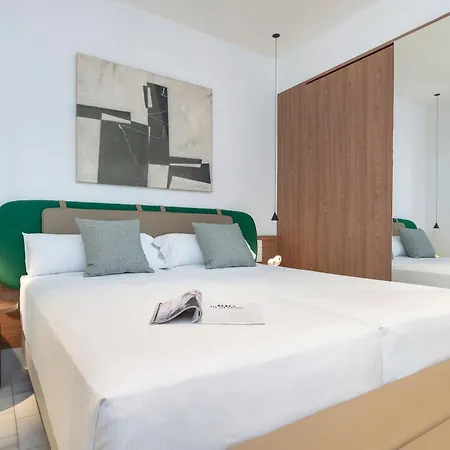 Genteel San Vicente Apartment Seville