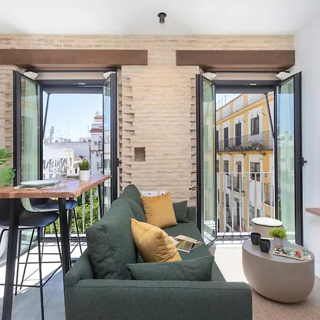 Genteel San Vicente